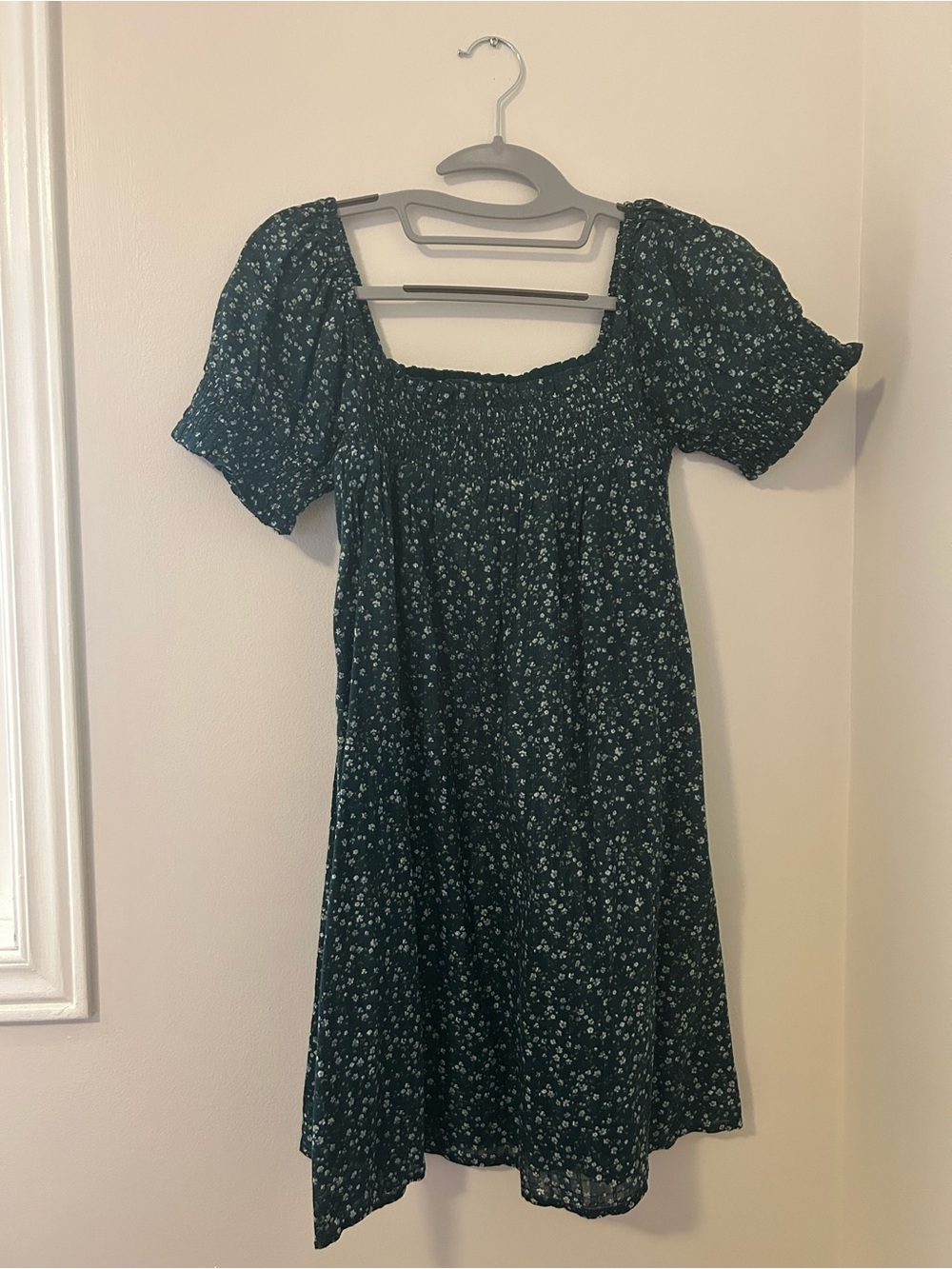 American Eagle Outfitters Dark Green Floral Smocked Mini Dress